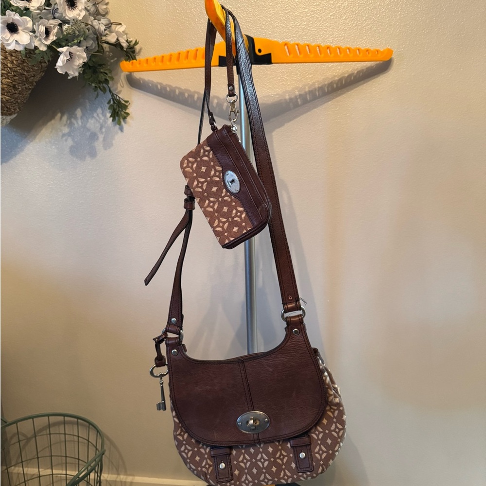 Fossil Brown Patterned Purse Shoulder Bag with Matching Wallet